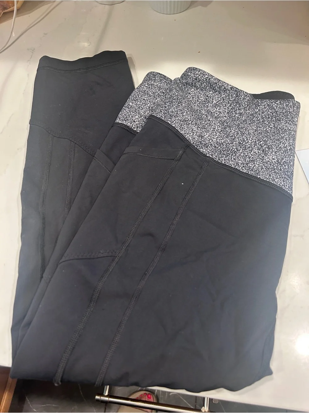 Lululemon All The Right Places 22” capris. Deep coal.